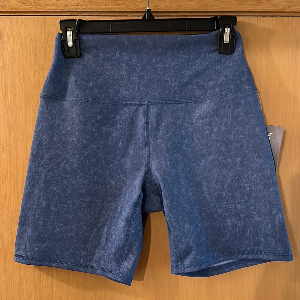 Harmony & Balance Women’s Bike Shorts Yoga Activewear New Blue Size Medium